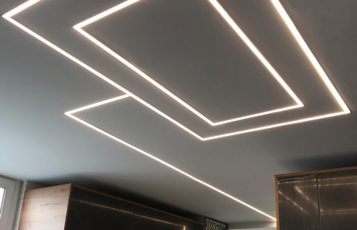 مزایای استفاده از چراغ لاین در سقف‌ های کناف
